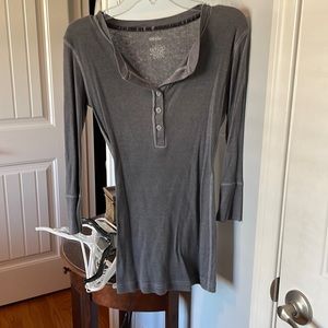 Grey half sleeve top